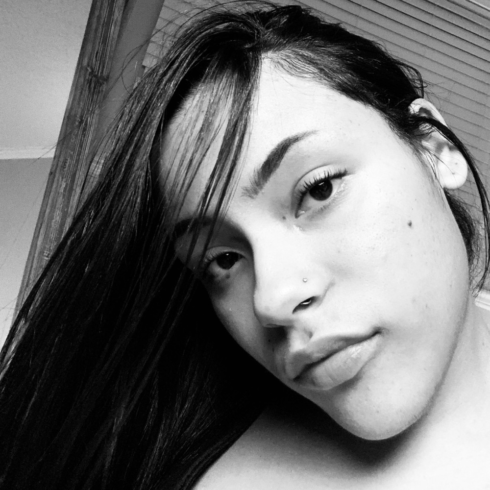 Meet your Posher, Gabriela